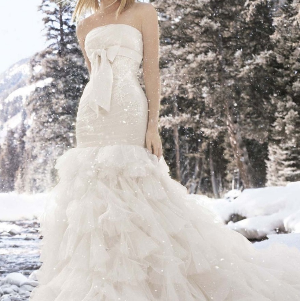 White by Vera Wang Cream Wedding Dress - Vw351086